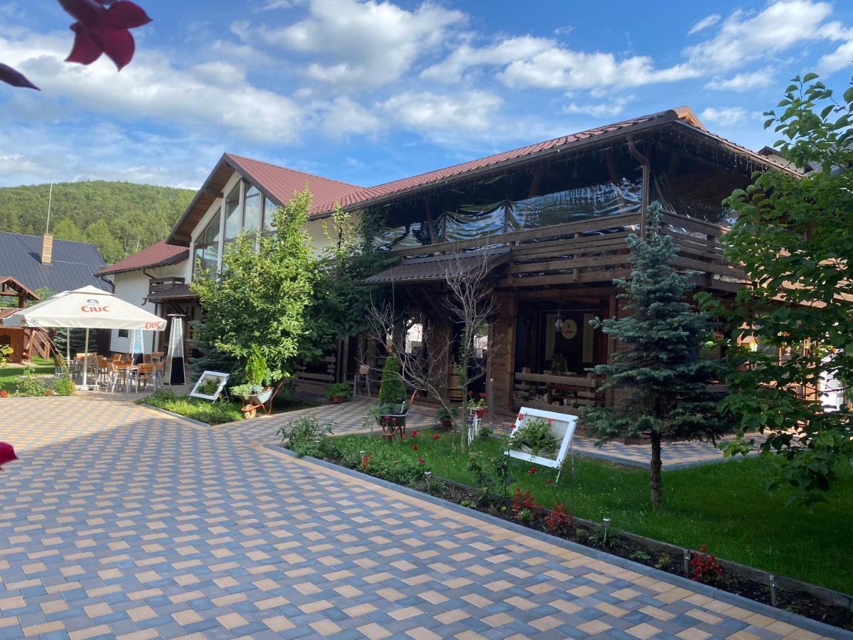 Roua Voronetului Hotel Gura Humorului Eksteriør billede